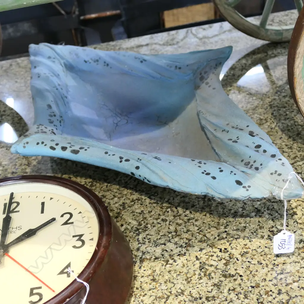 MERILYN WISEMAN LARGE DIAMOND FORM PLATTER 710MM L ONE SMALL CHIP Image 1++