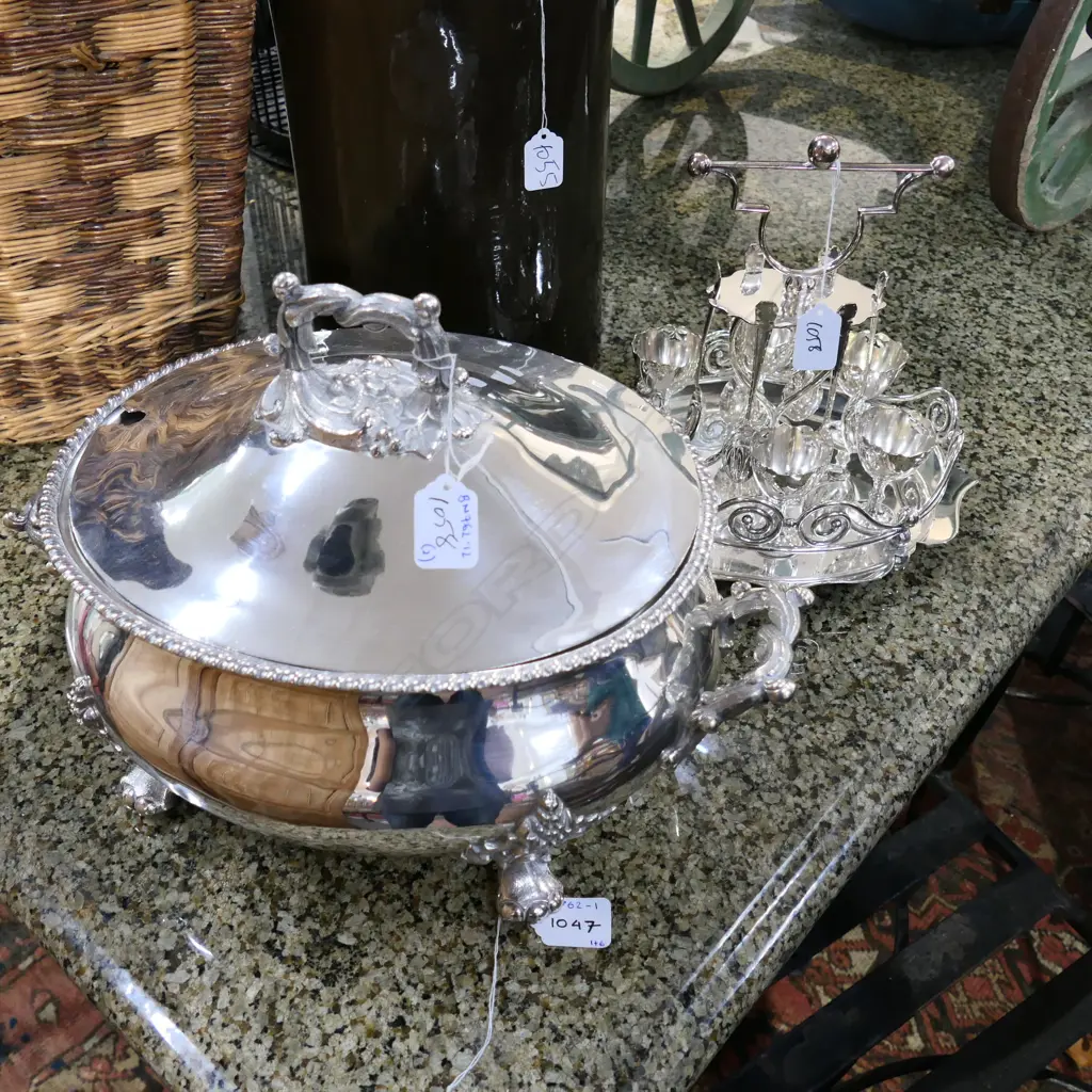 LARGE EP TUREEN + EGG STAND Image 1++