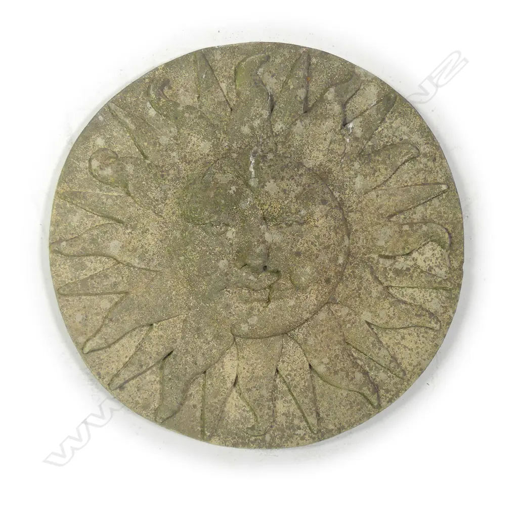 CHURCHSTONE SUN WALL PLAQUE, DIA. 230MM Image 1++