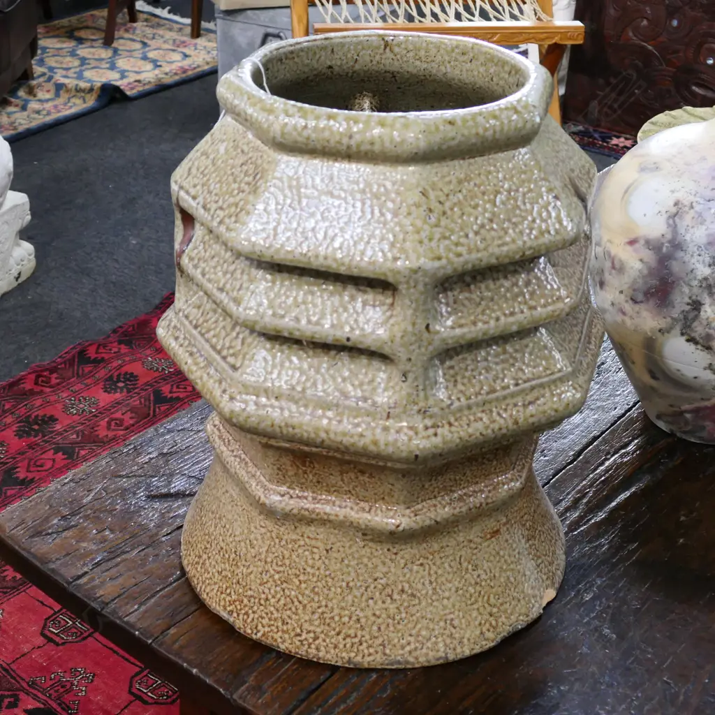 SALT GLAZE COLONIAL CHIMNEY POT 450MM H Image 1++