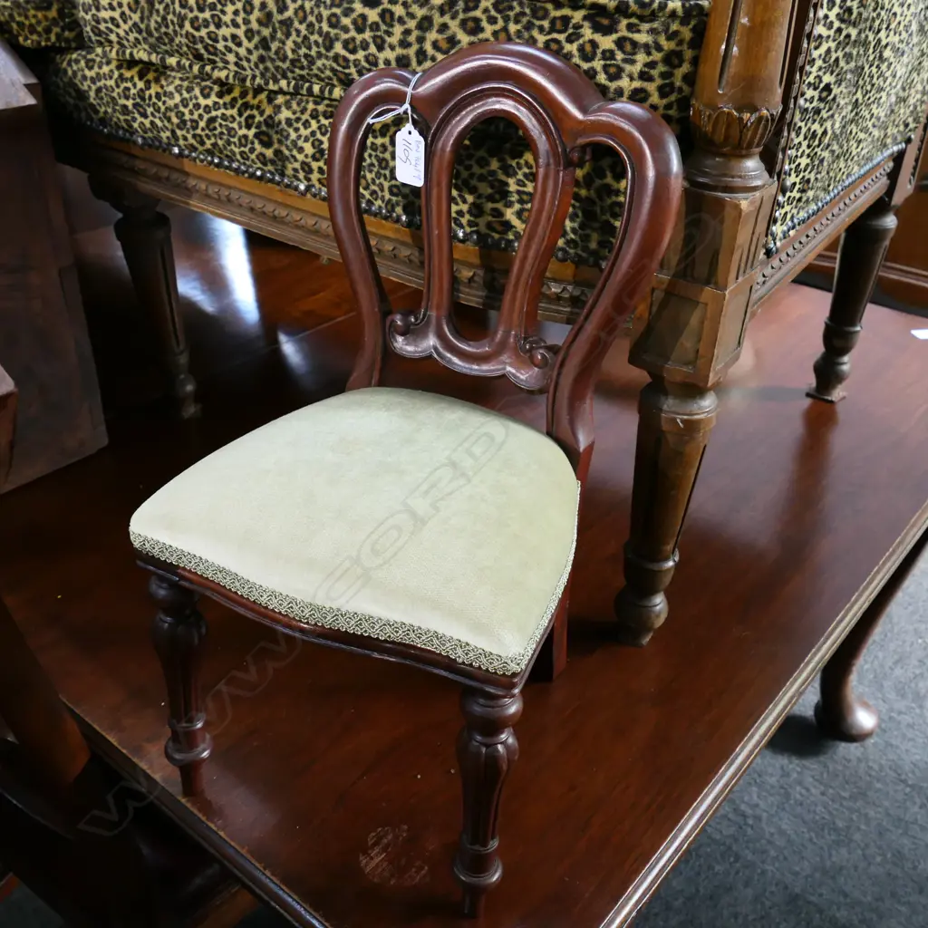 APPRENTICE BALLOON BACK MAHOGANY CHAIR 450MM H Image 1++