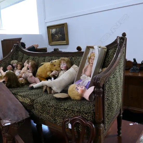 VINTAGE BEGERE COUCH