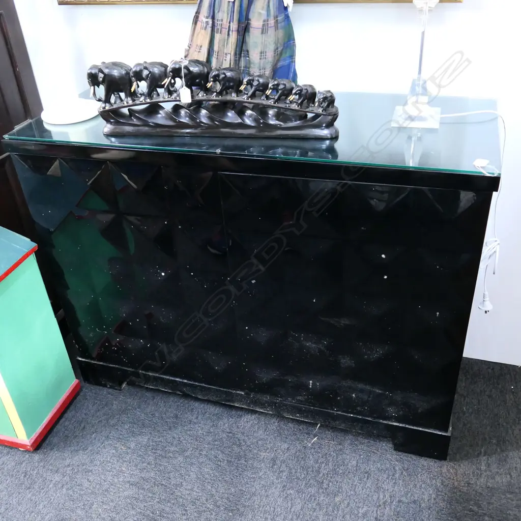 CONTEMPORARY 2 DOOR SIDEBOARD L 1230 MM Image 1++