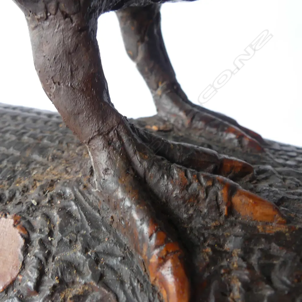 A carved N.Z. folk art clock Image 1++