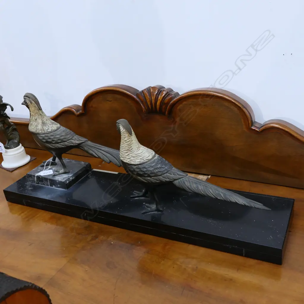 ART DECO BRONZE AND MARBLE FIGURE OF PHEASANTS Image 1++