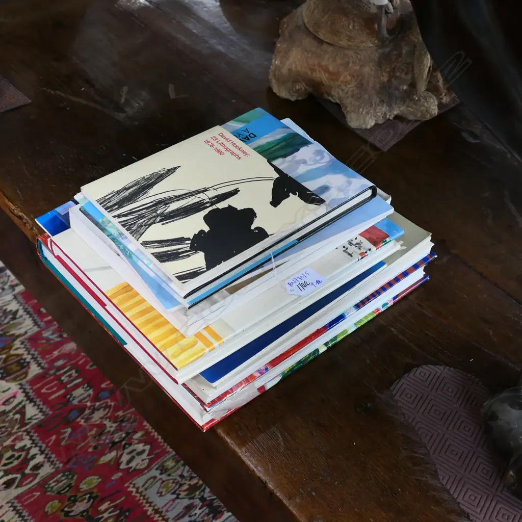 9 HOCKNEY ART BOOKS Image 1++