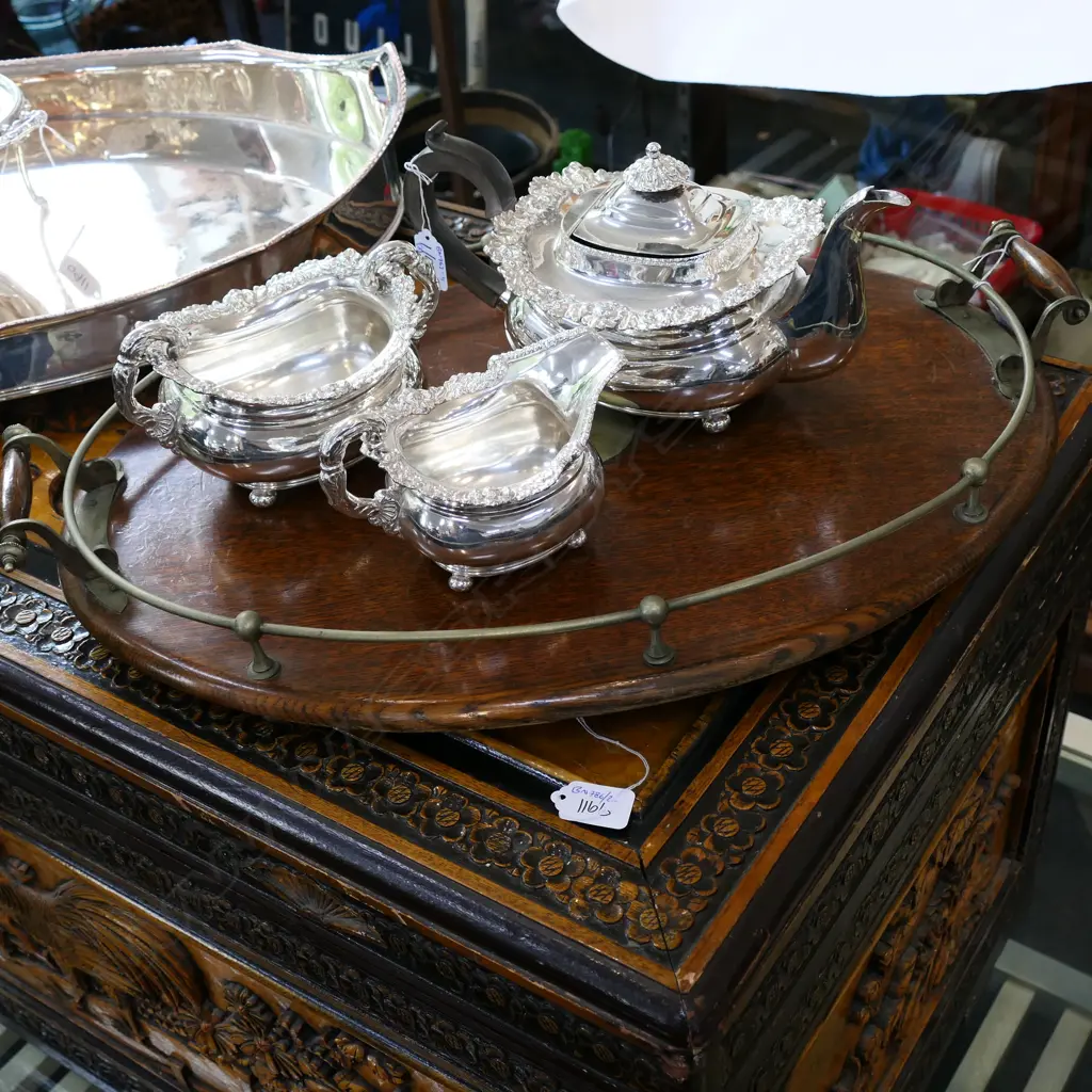 WOODEN SERVING TRAY + EP TEA SET Image 1++