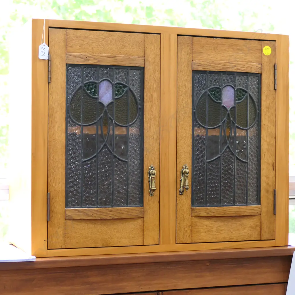 SMALL LEADLIGHT CUPBOARD W 670 MM Image 1++