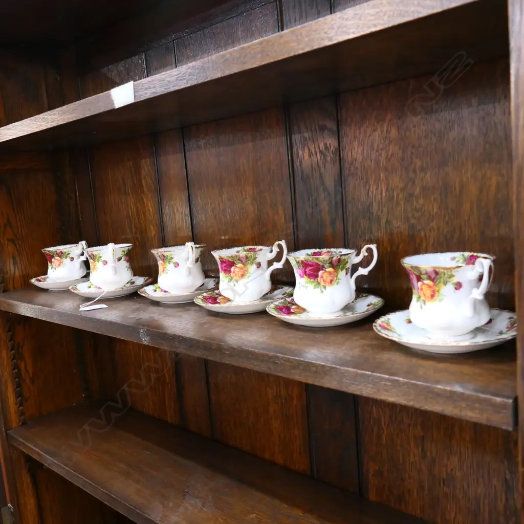 ROYAL ALBERT OLD COUNTRY ROSES 6 X COFFEE CUPS & SAUCERS Image 1++