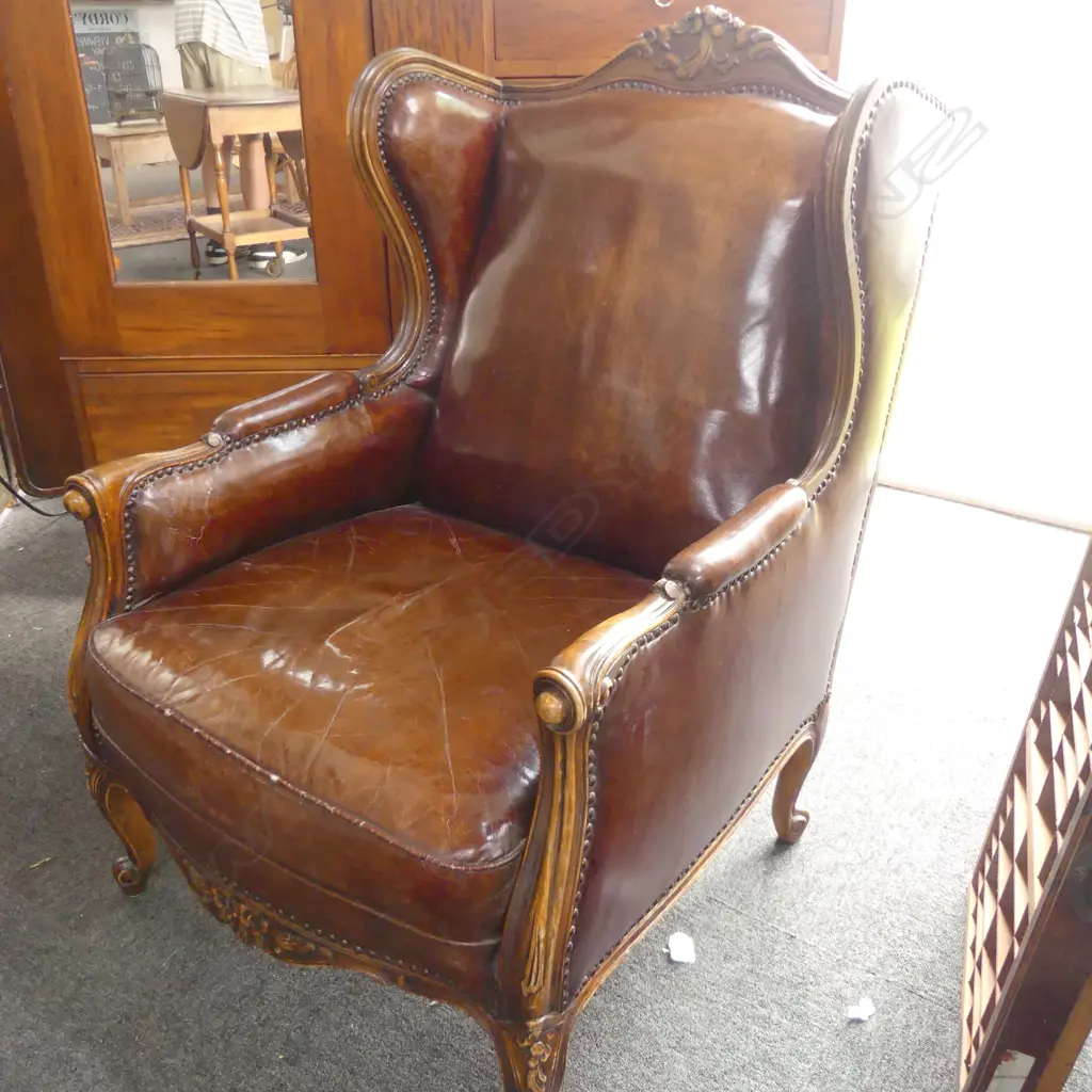 LEATHER WINGBACK AND LEATHER ARMCHAIR Image 1++