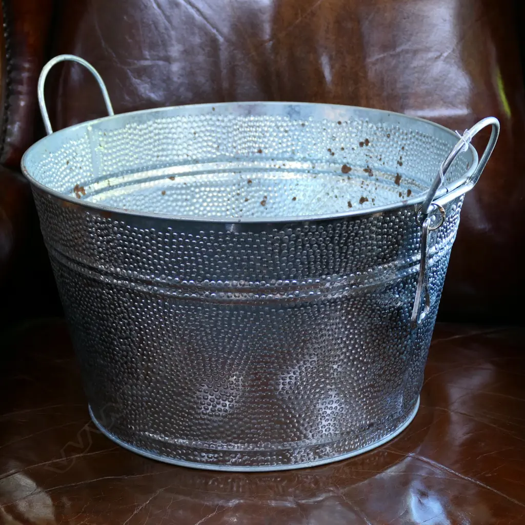 RUSTIC CHAMPAGNE BUCKET 400MM DIA Image 1++