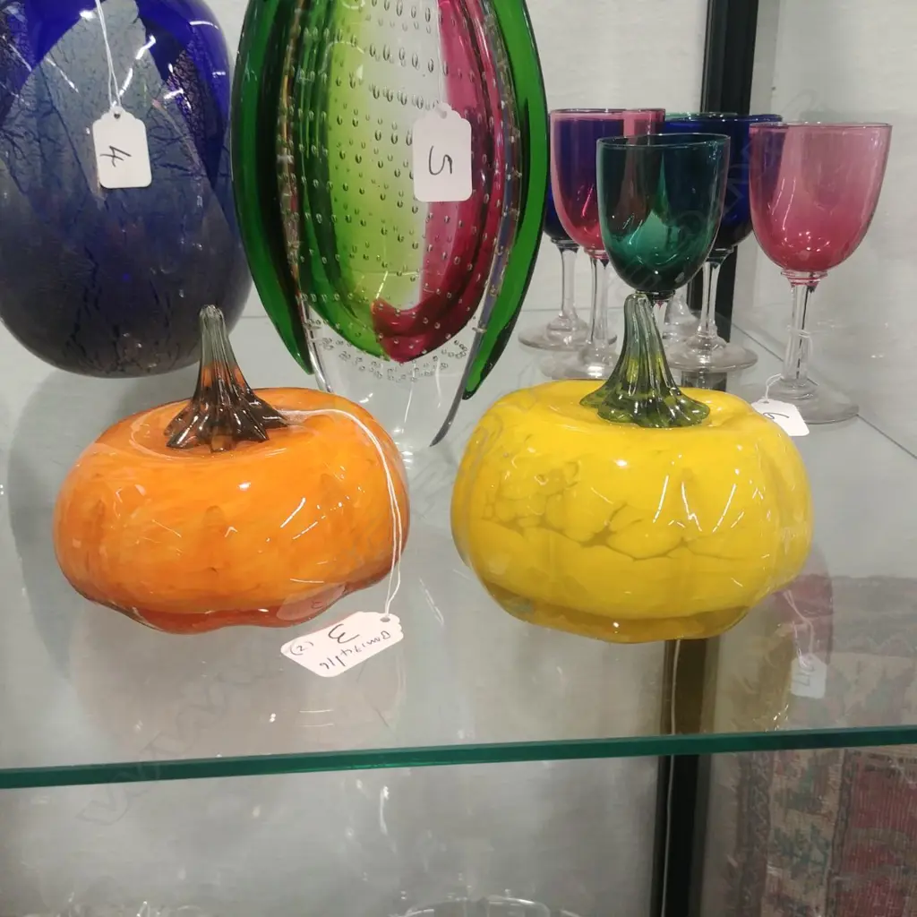 2 NZ GLASS PUMPKINS Image 1++