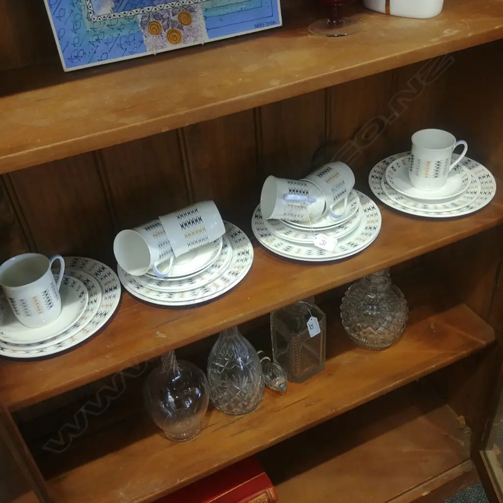 KARTING WINDSOR COFFEE SERVICE Image 1++