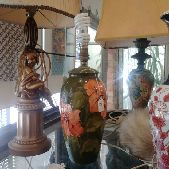 MOORCROFT LAMP BASE, NO SHADE