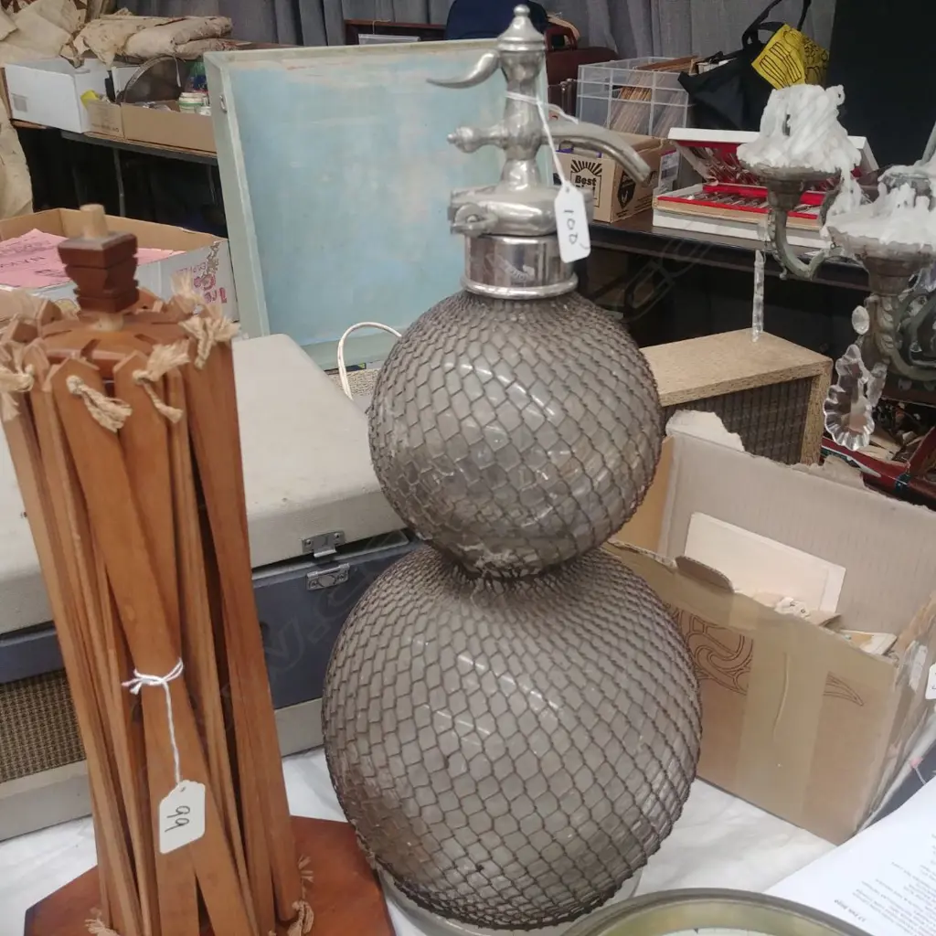 DOUBLE GOURD SODA BOTTLE Image 1++