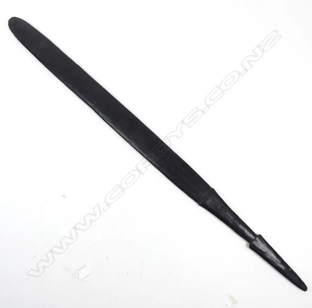 A Soloman Island paddle club Image 1++