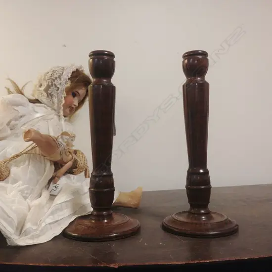 PR WOODEN CANDLESTICK