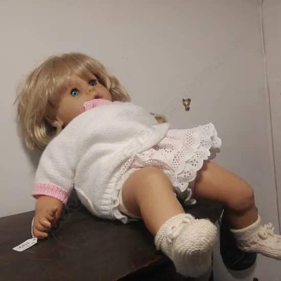 LG GERMAN DOLL & SM PORCEL. BABY DOLL