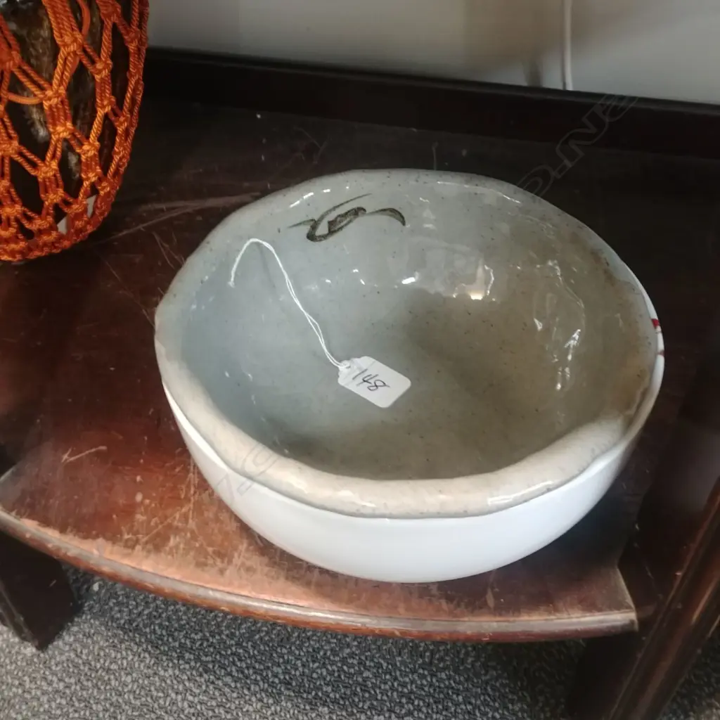 2 CHINESE BOWLS Image 1++