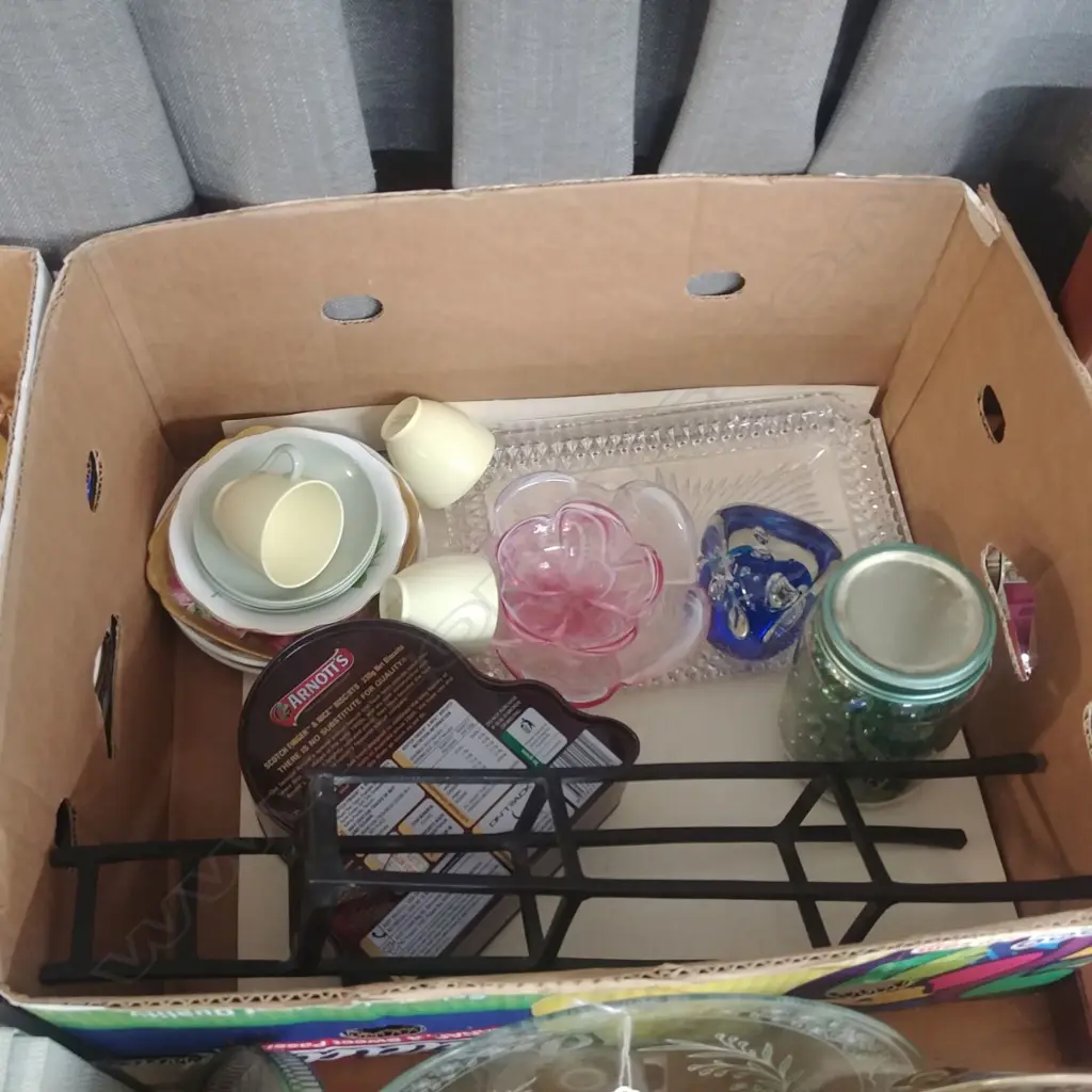 BOX MISC. - MARBLES/ MINI CHAIR ETC Image 1++