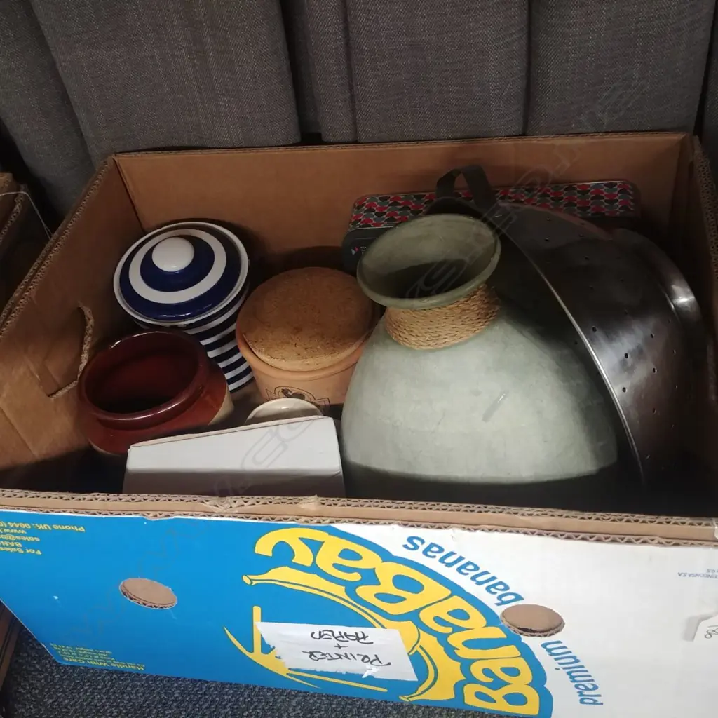 BOX OF KITCHENWARE ETC Image 1++