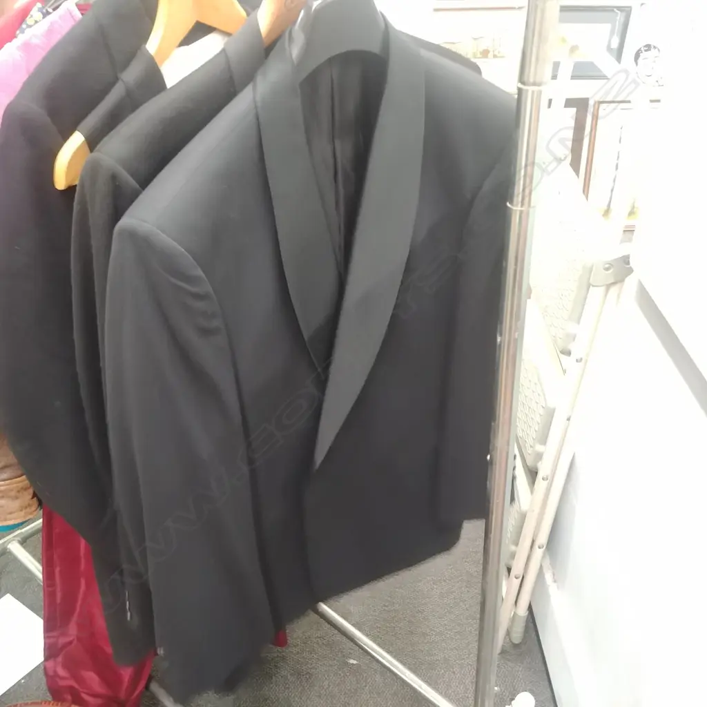 DRESS SUIT AND DINNER JACKET Image 1++