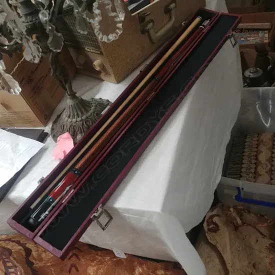 CASED BILLIARD CUE