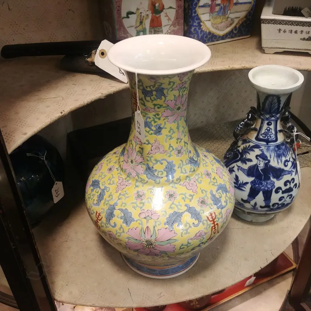CHINESE VASE PINK YELLOW BLUE Image 1++