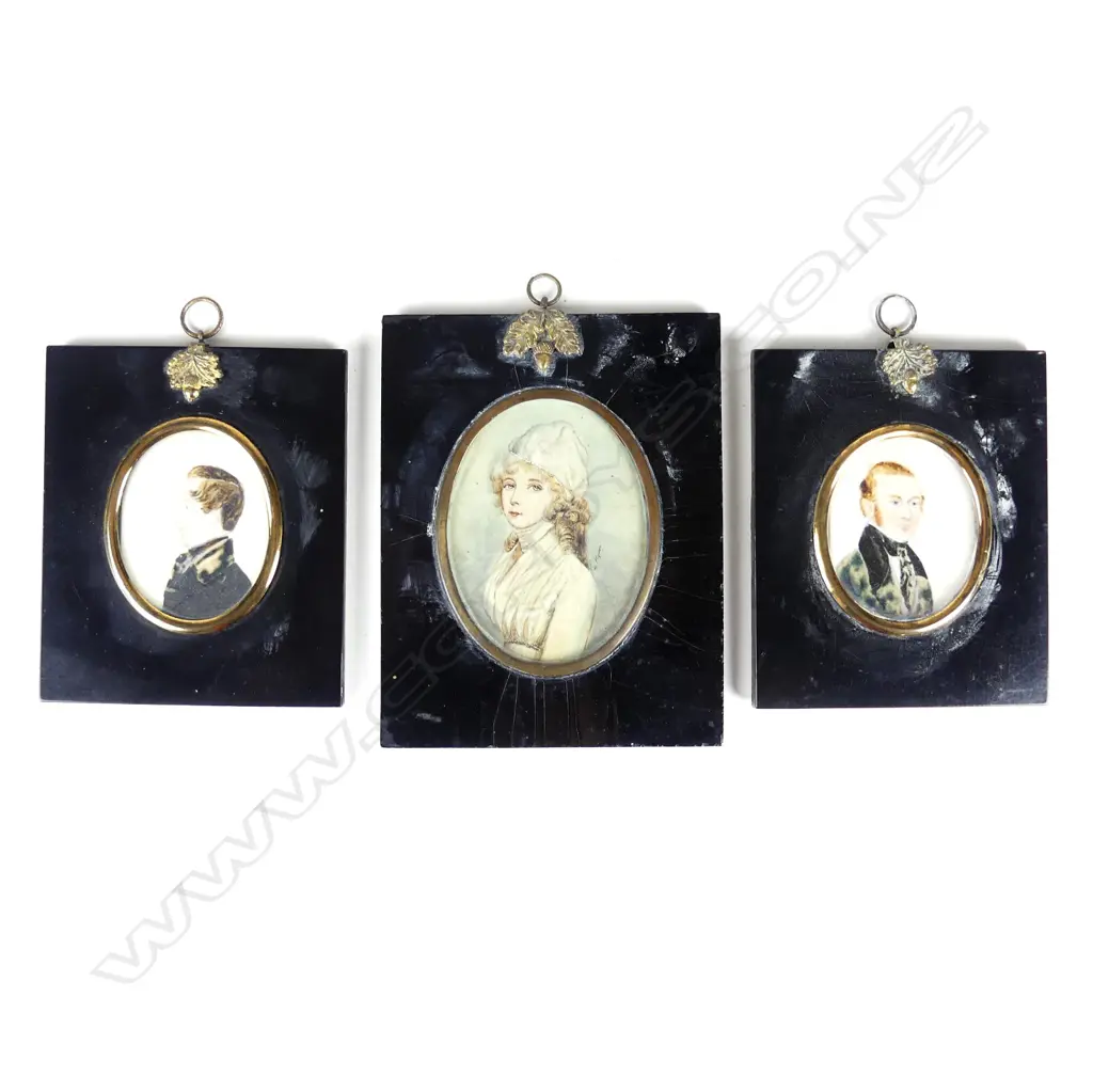 Three hand painted miniature portraits Image 1++