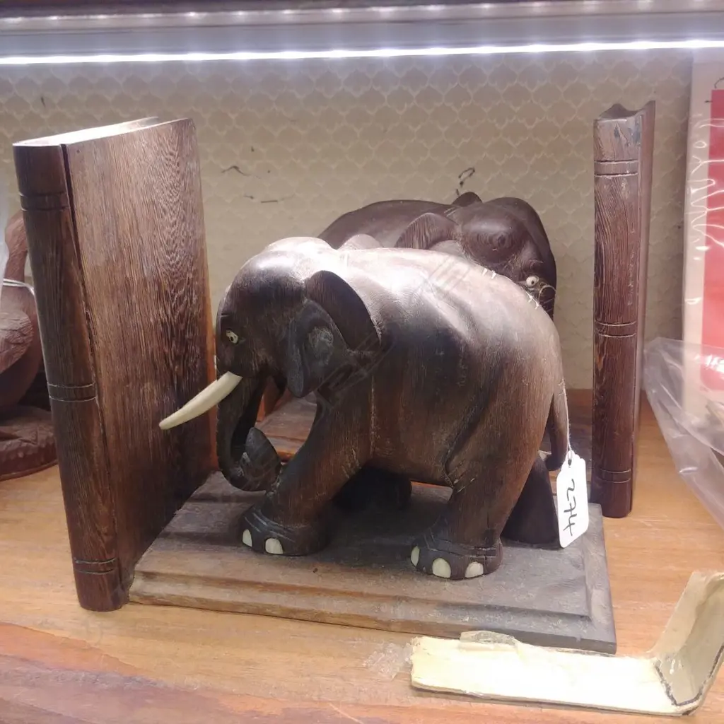 PR ELEPHANT BOOKENDS Image 1++
