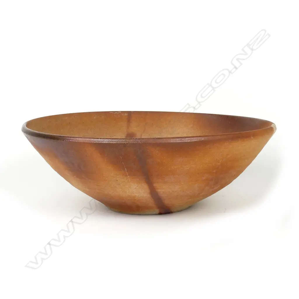 Estelle Martin large pottery bowl Image 1++