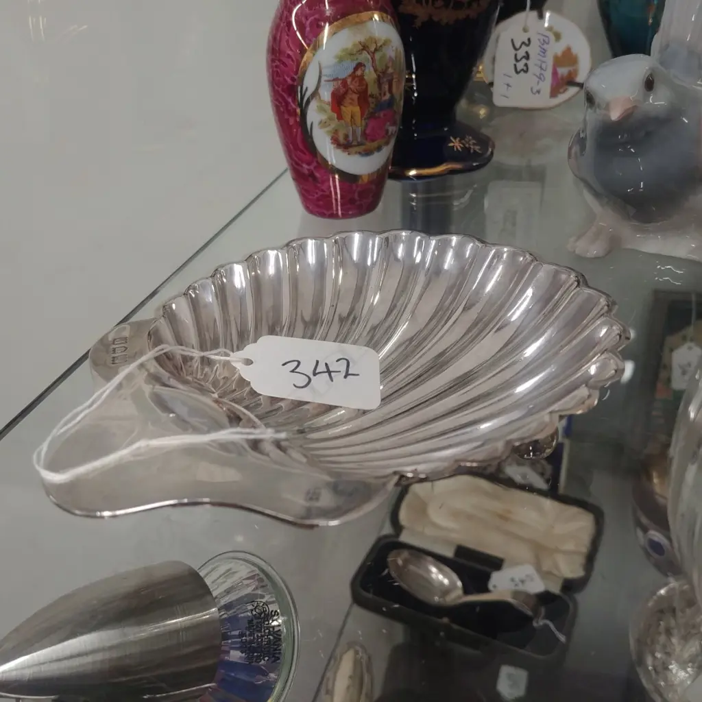 S/S SHELL DISH  Image 1++