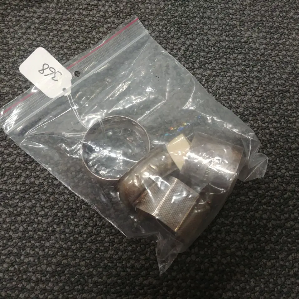 4 S/S NAPKIN RINGS + 1 IVORY  Image 1++