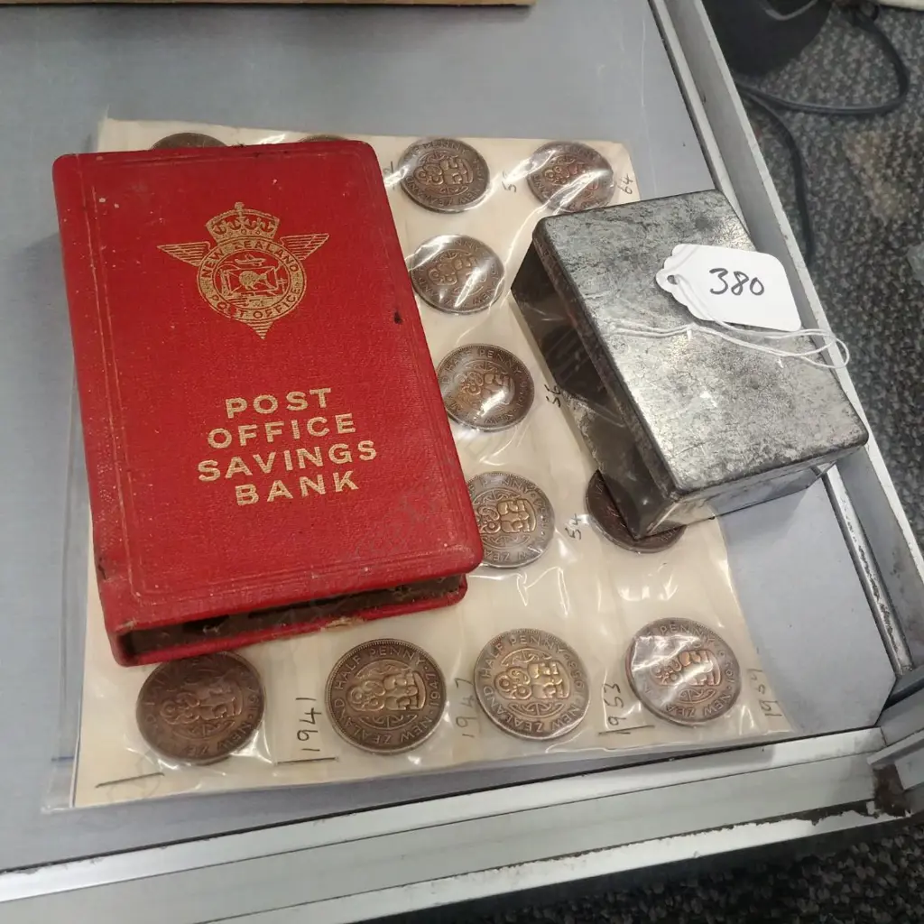 POST BANK/NZ PENNYS ETC Image 1++