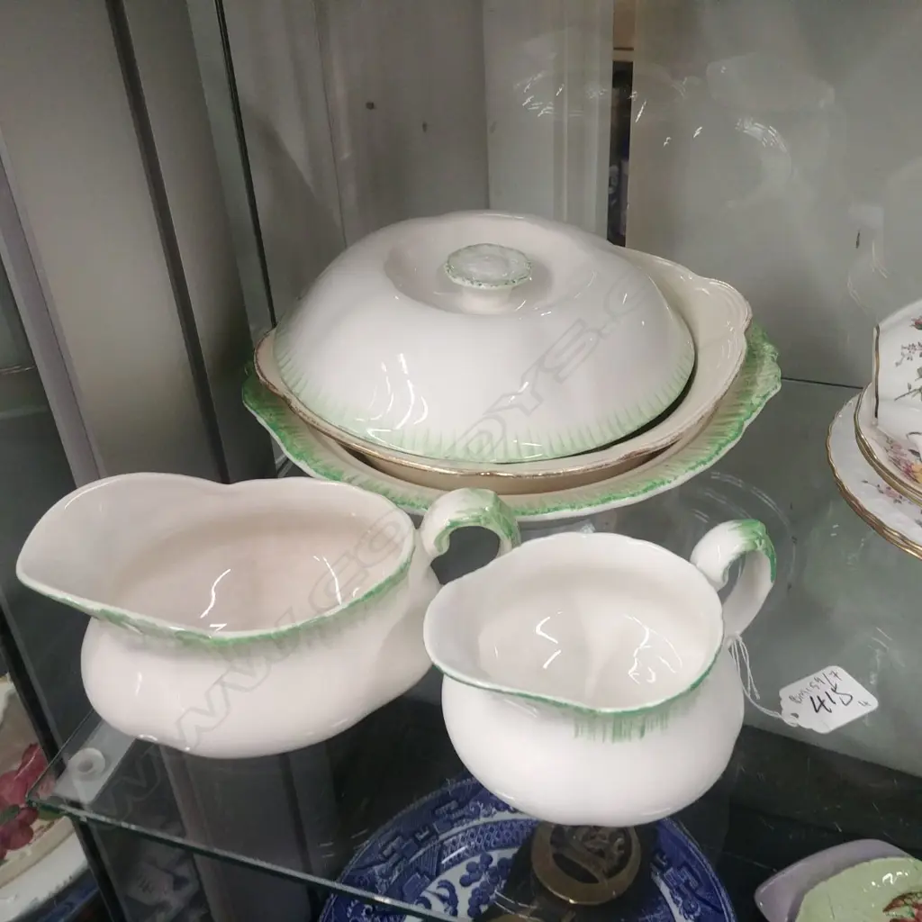 GRINDLEY MILK/CREAM/TUREEN + MEAKIN BOWL Image 1++