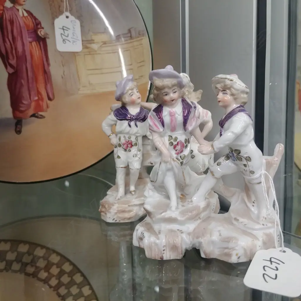 PR CHINA FIGURE GROUPS Image 1++