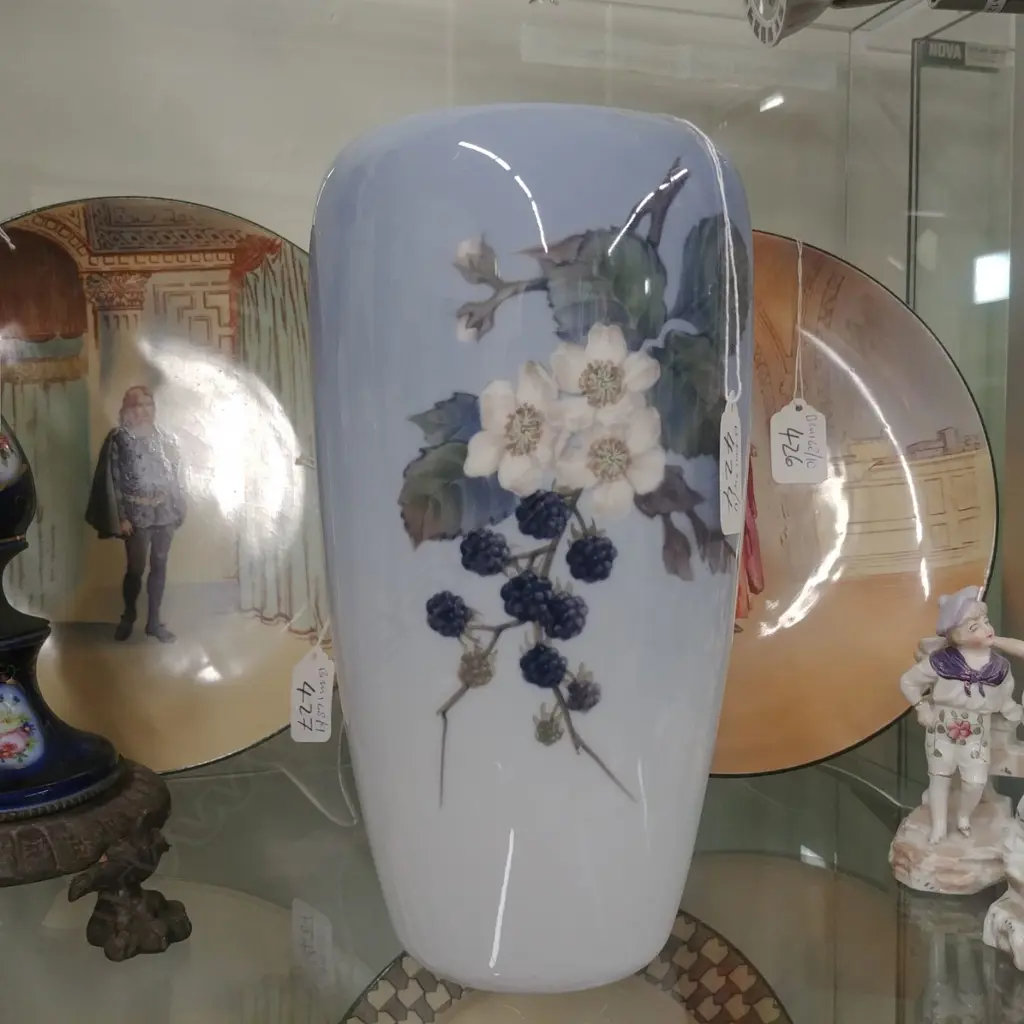 ROYAL COPENHAGEN VASE Image 1++