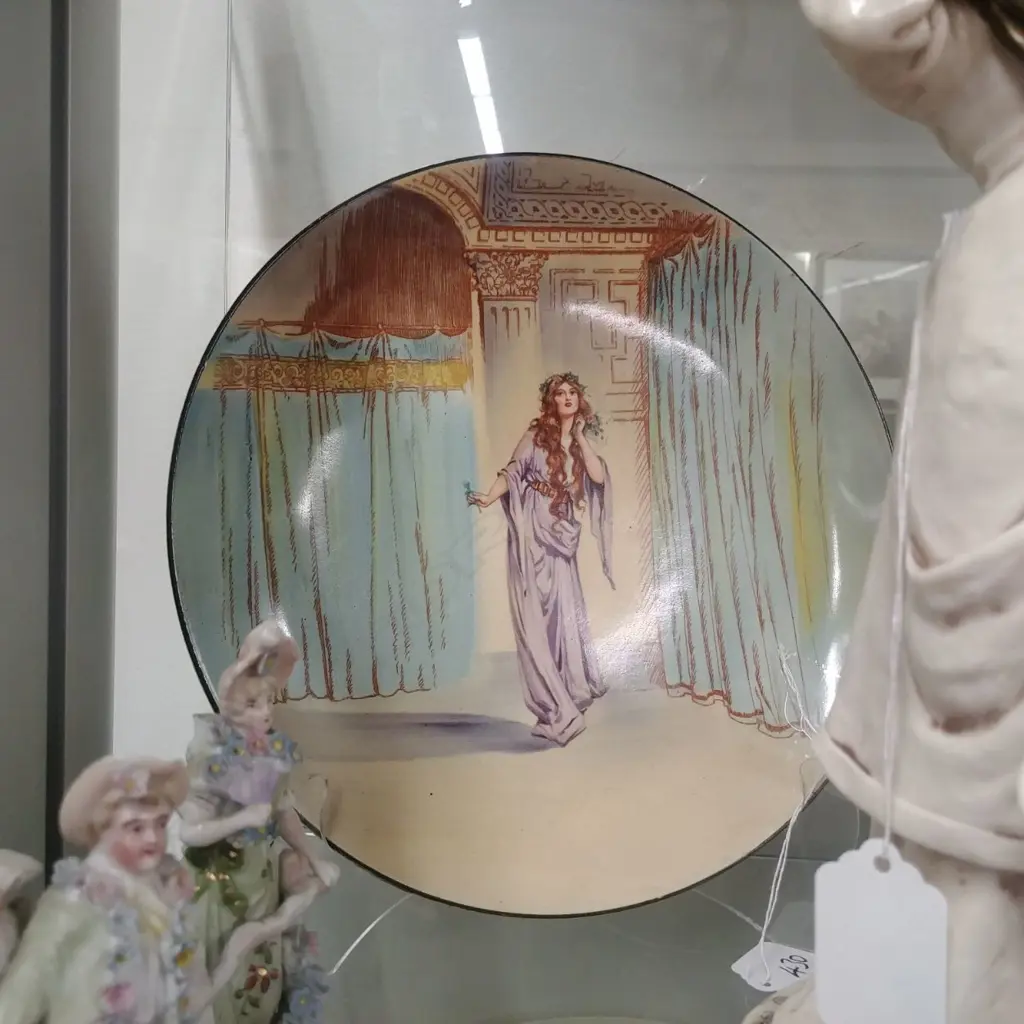 R.D. SHAKESPEARE ORPHELA 235MM PLATE Image 1++