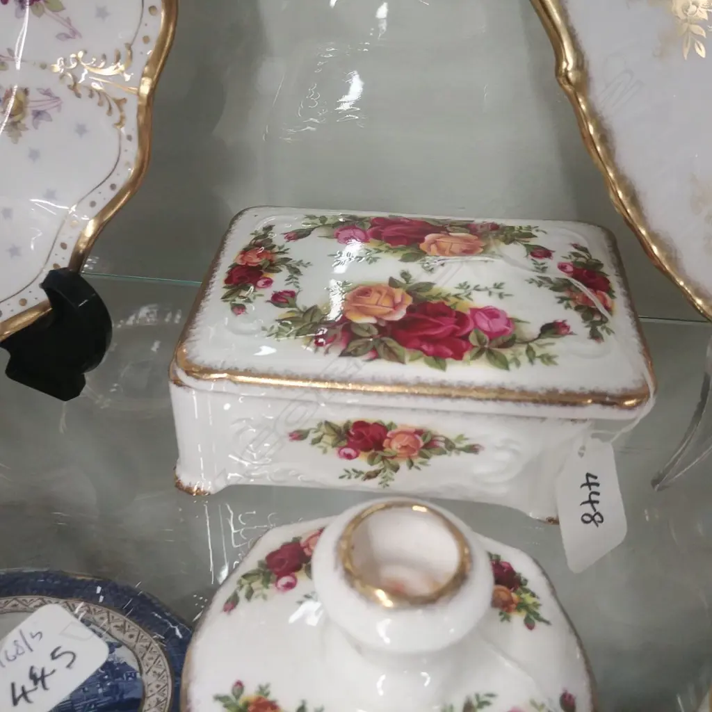 R A OCR LIDDED TRINKET BOX 125X90  Image 1++