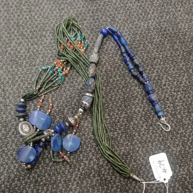 LAPIS LAZULI & SERPENTINE LONG DECORATIVE NECKLACE Image 1++