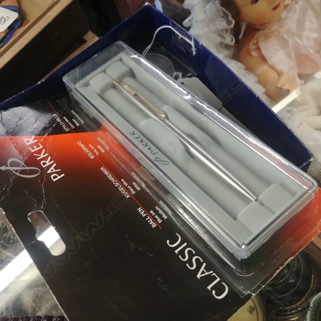 LOT COMMEMORATIVE COINS+PARKER PEN Image 1++