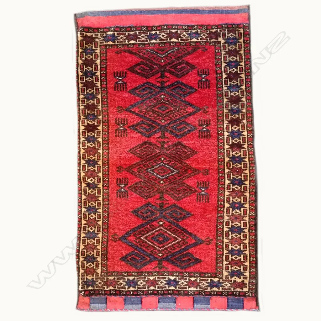 A large hand knotted bedding bag Image 1++