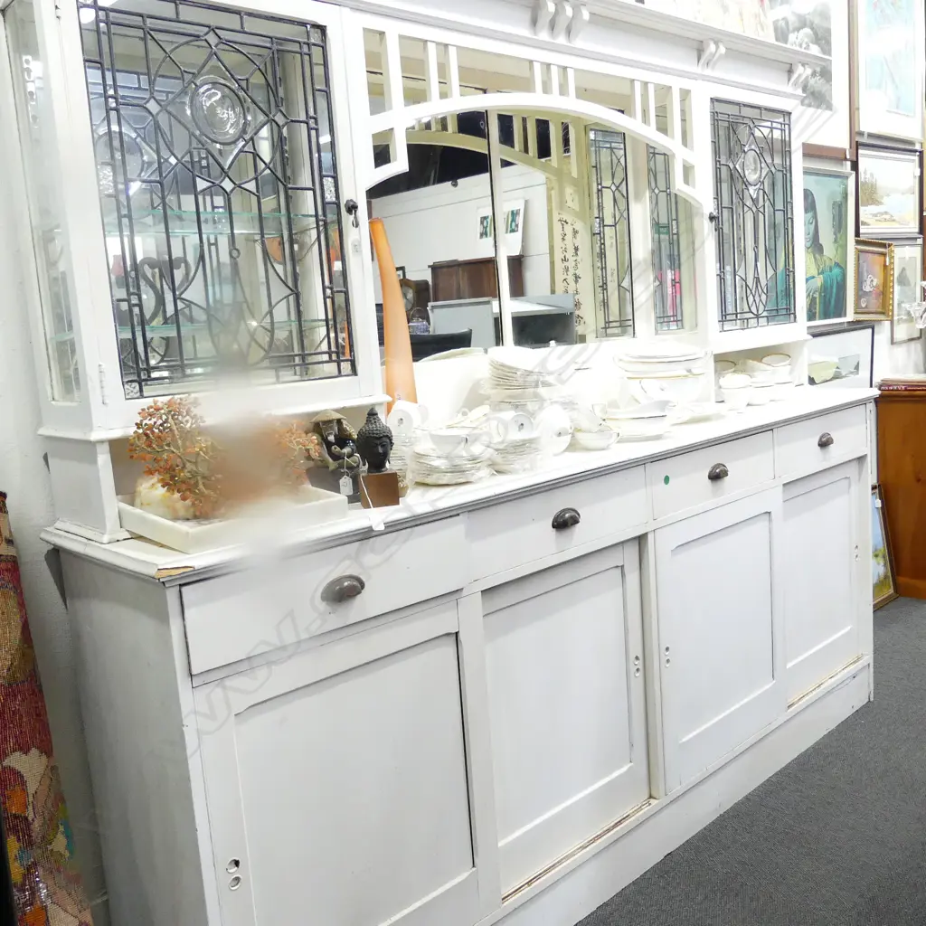 IMPRESSIVE NZ ARTS & CRAFTS SIDEBOARD Image 1++
