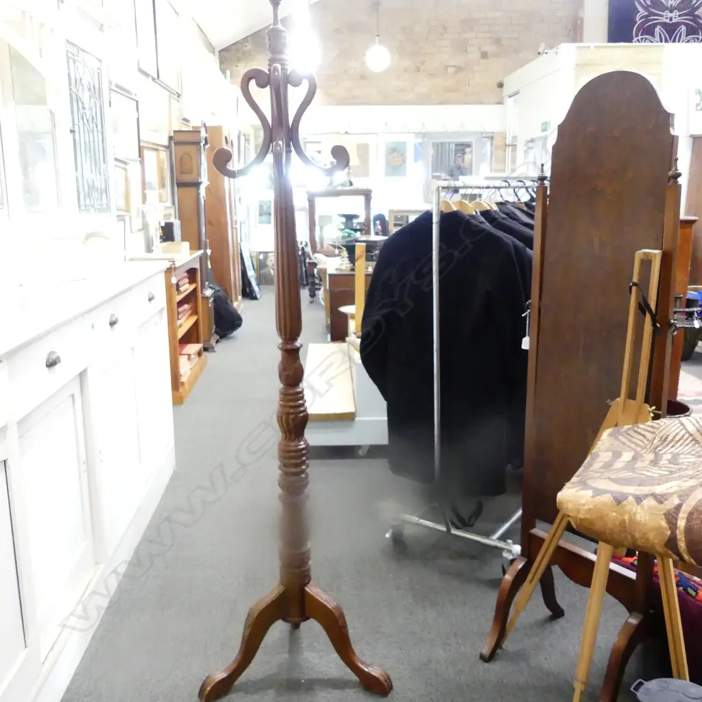 MAHOGANY STANDING COAT RACK Image 1++