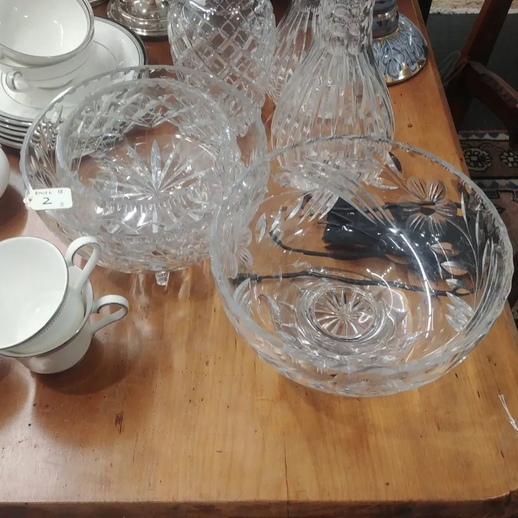 3 CUT CRYSTAL BOWLS Image 1++