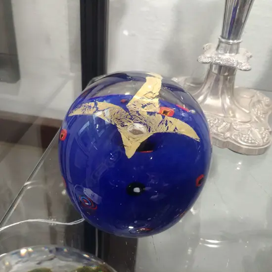 GARRY NASH GLASS PAPERWEIGHT