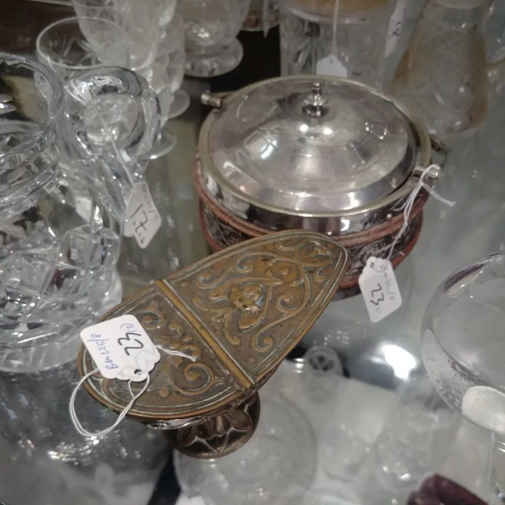 BRASS BOX +JAM DISH+SILVER PLATE TRAY Image 1++
