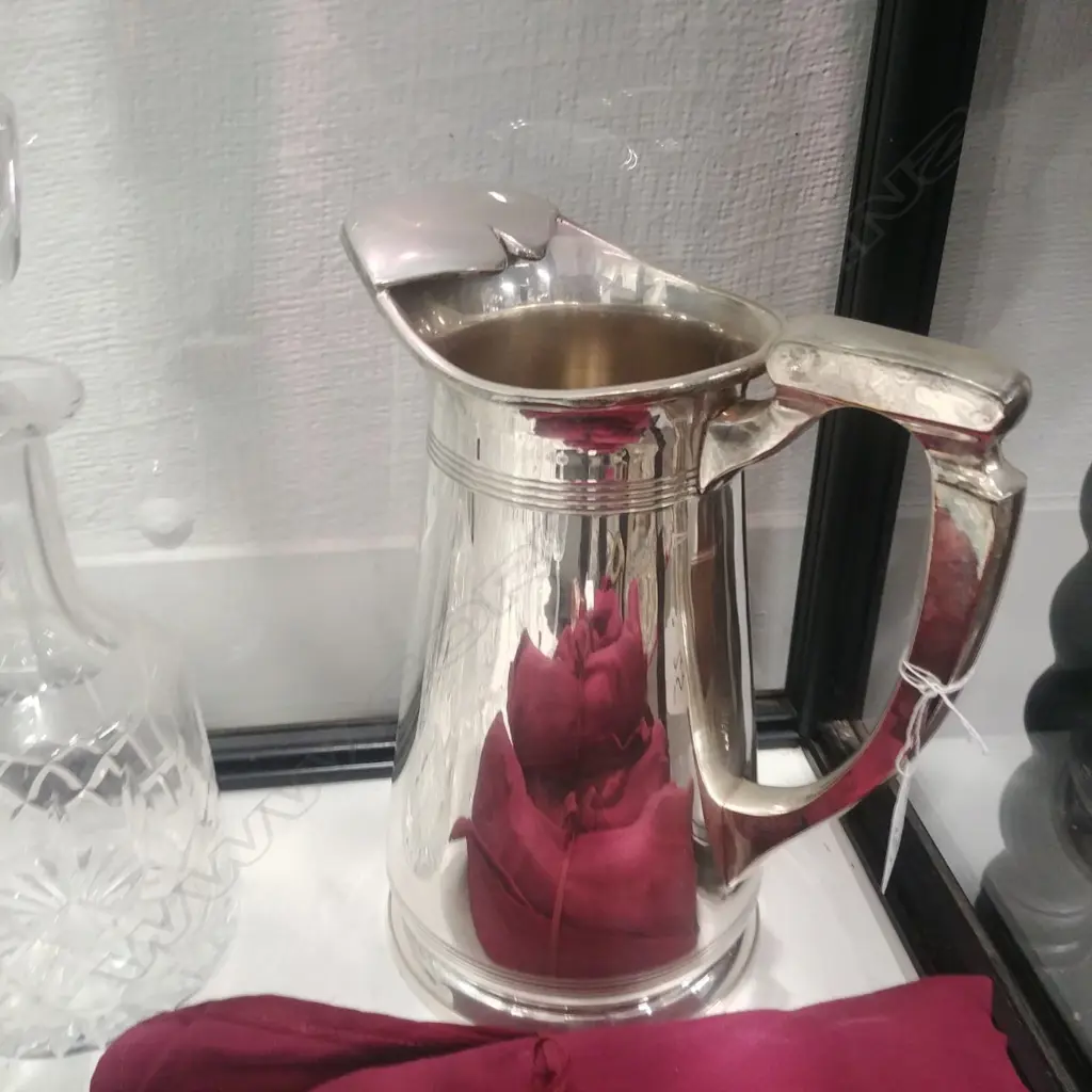 LARGE EP WATER JUG Image 1++