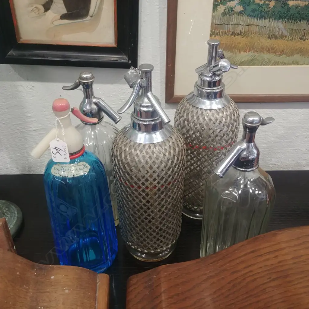 5 VINTAGE SODA SIPHONS Image 1++