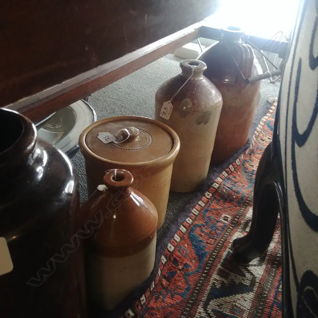 4X POTTERY ITEMS Image 1++